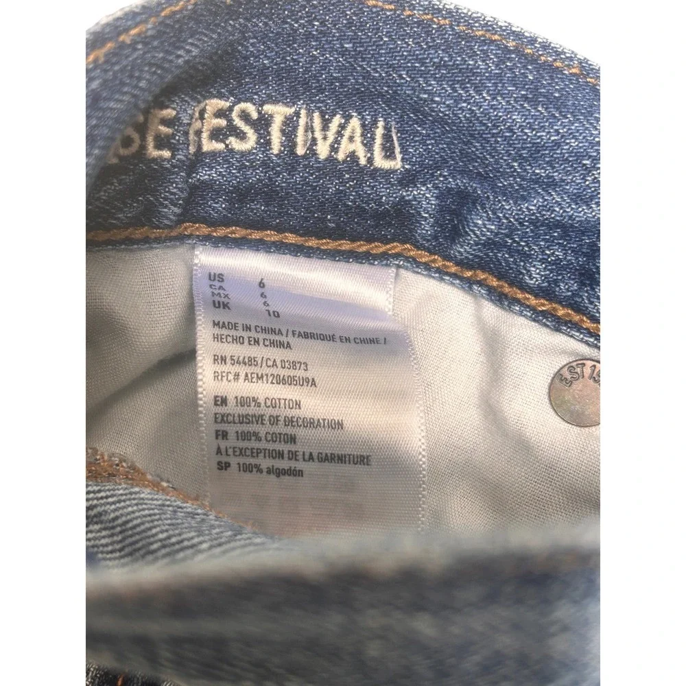 American‎ Eagle Festival Distressed Denim Shorts Blue Patterned Pockets Size 6